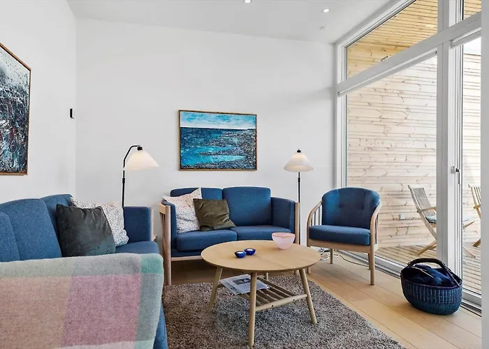 5607-svaneke-mollebakken-8-p * Svaneke